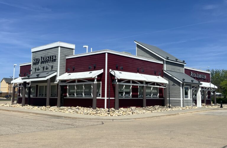 Red Lobster 1 - Peru